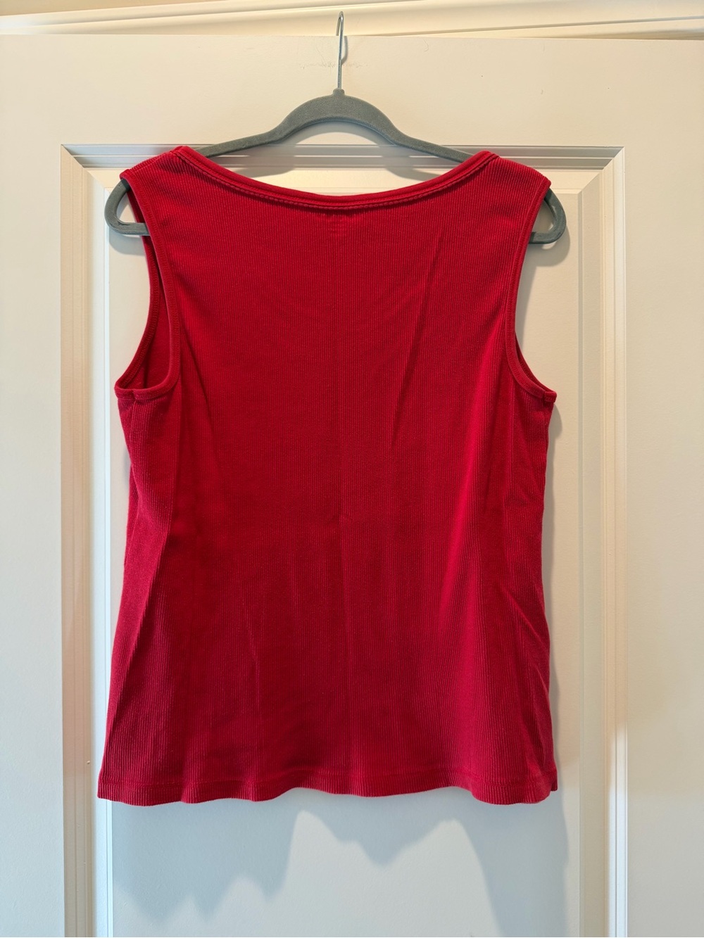 Laura Scott Red Ribbed Tank Top - Picture 2 of 3